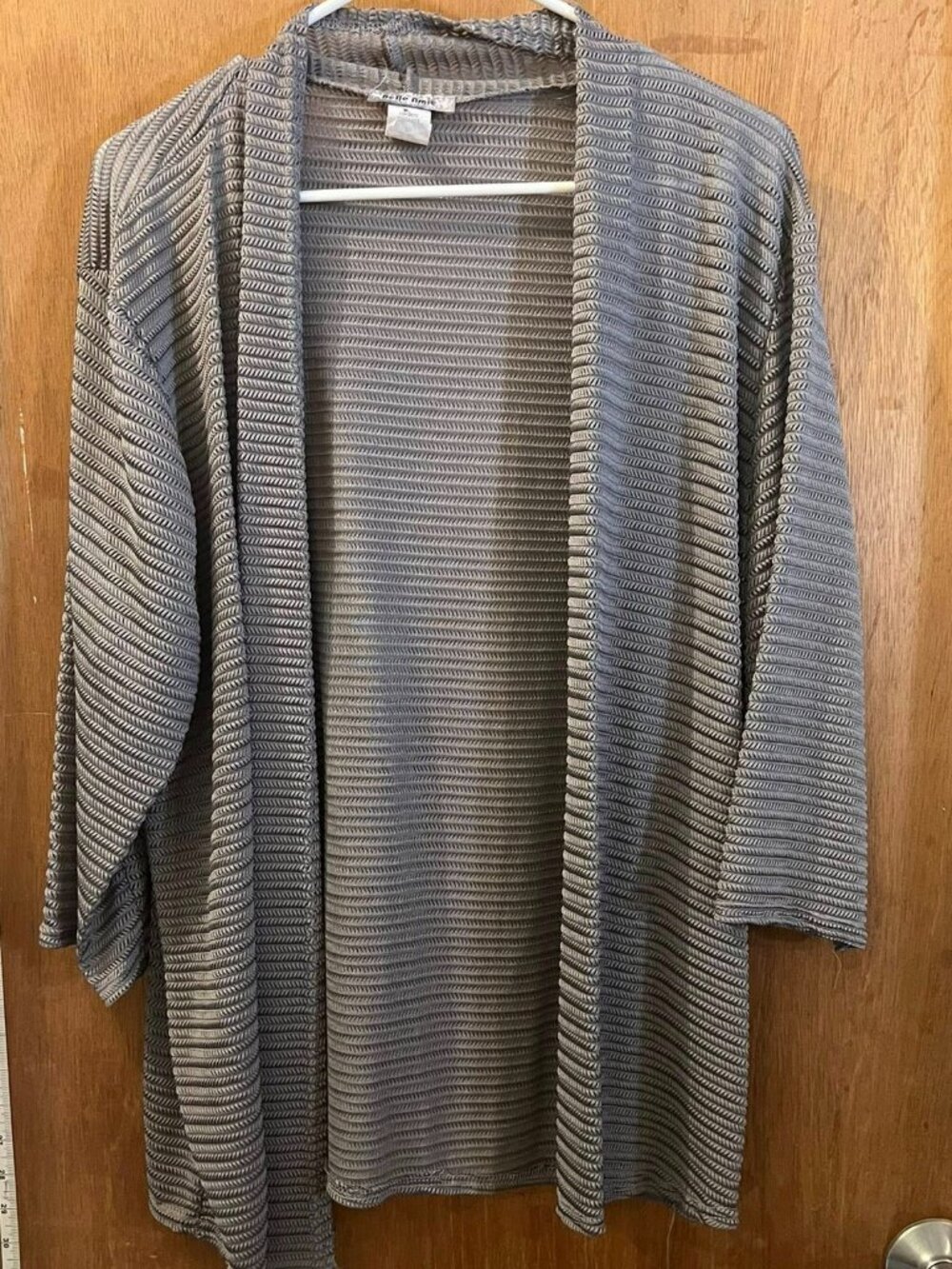 Size 2X - Belle Amie - Gray/Silver 3/4 Sleeve Wrap